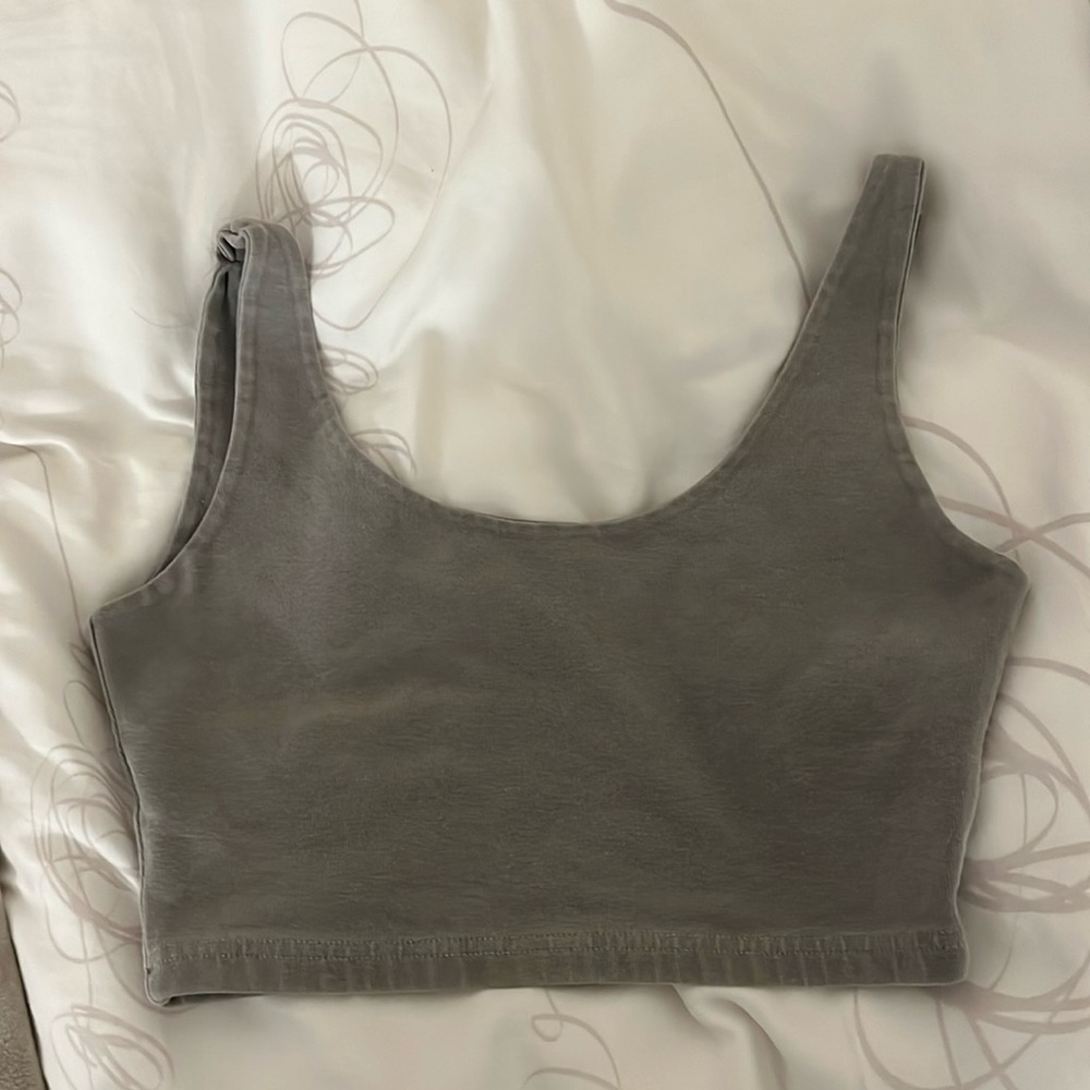 brandy melville grey crop top